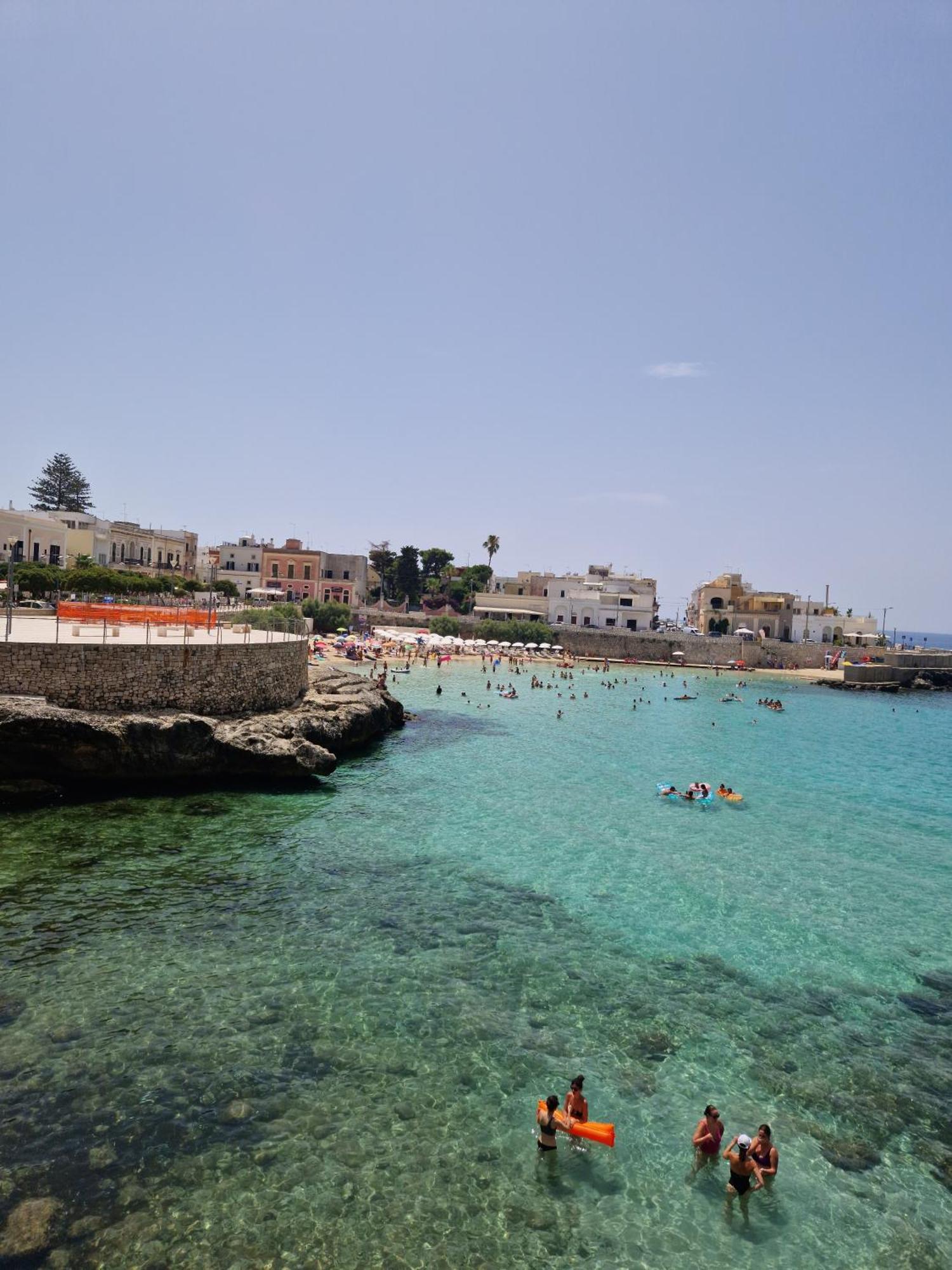Villa Maria In Puglia Con Pineta Vicino Al Mare Torre Suda Bagian luar foto