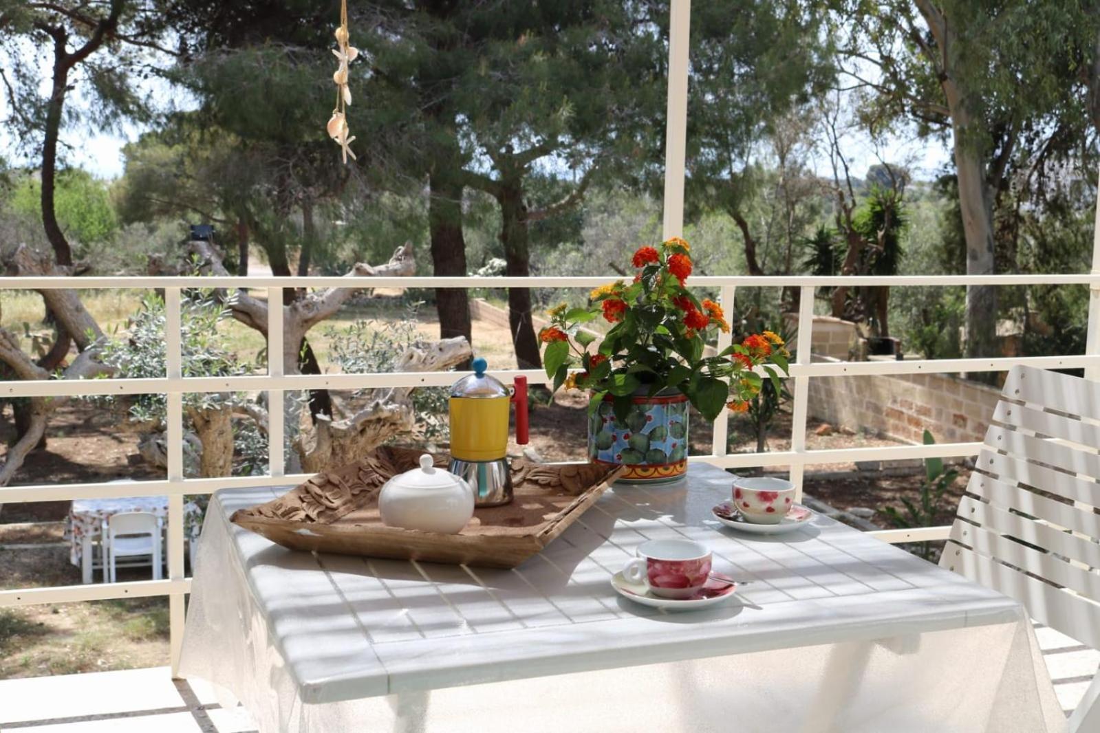 Villa Maria In Puglia Con Pineta Vicino Al Mare Torre Suda Bagian luar foto
