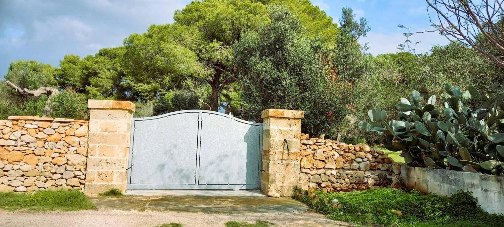 Villa Maria In Puglia Con Pineta Vicino Al Mare Torre Suda Bagian luar foto